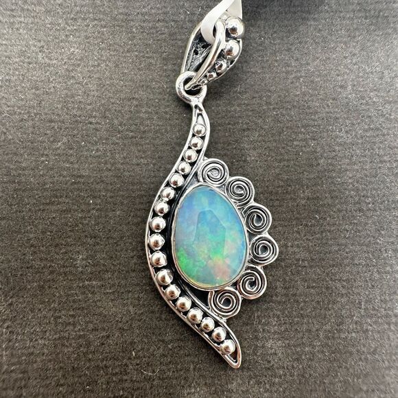 NWT Faceted 10x14mm OPAL pendant in solid sterling silver! - Picture 11 of 14